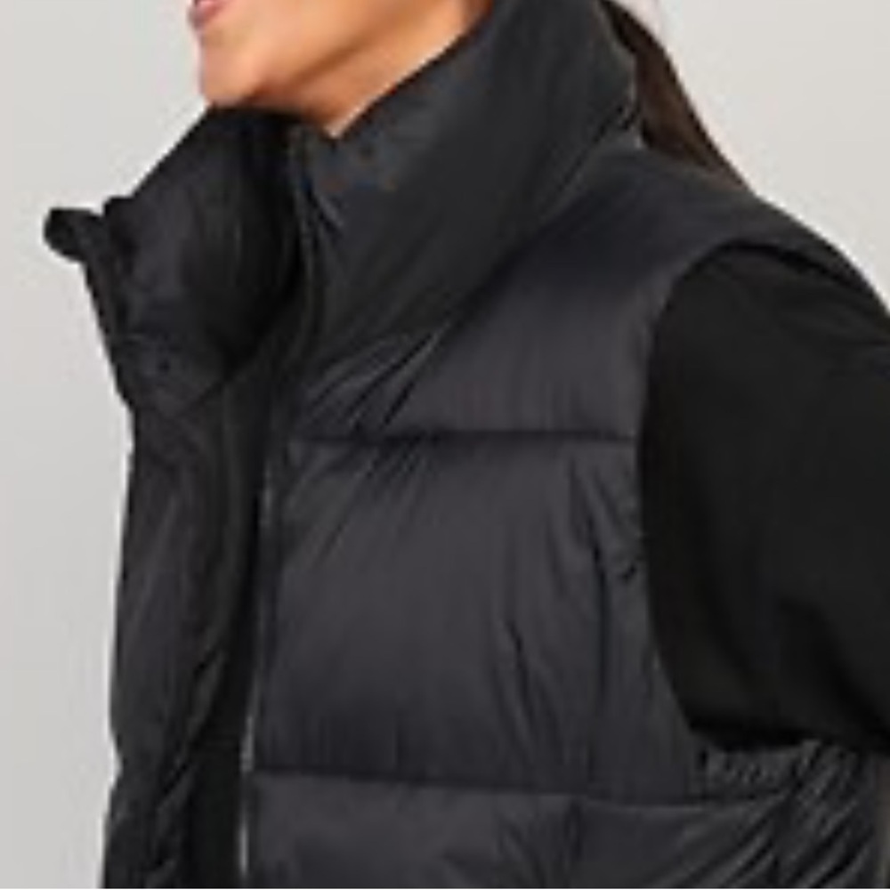 New Old Navy Frost Free Puffer Vest Size XL Black - Picture 3 of 4